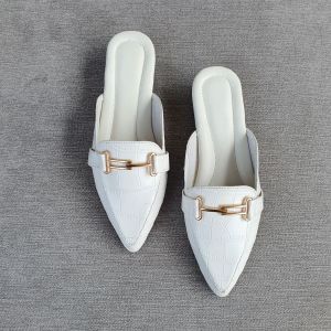 Sandal Wanita Selop Tertutup Kondangan Terbaru Kekinian Simple dan Mewah