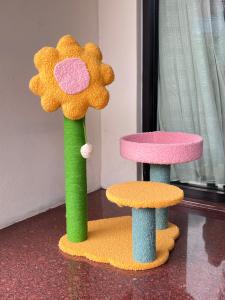 Mainan Kucing Cat Scratcher Cat Tree Cat Condo Garukan Kucing Cakaran Kucing