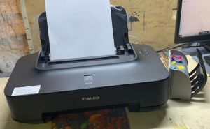 máy in phun màu Canon ip2770 lắp bộ tiếp mực ngoài