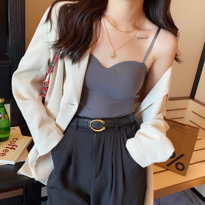 เสื้อชั้นในสายเดี่ยวเกาะอก เสื้อชั้นในมีฟองน้ำในตัว ใส่เป็นเสื้อชั้นนอกได้ สายปรับได้ สวยมาก มีให้เลือก 4 สี