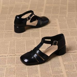 Free Shipping Comfortable Closed-Toe Sandals For Women Spring And Summer Style Hollow Retro Roman Sandals With A Single-Strap Design Versatile And With A Chunky Heel
