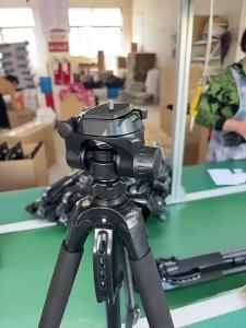 AE3600 Portable camera tripod for SLR cameras mobile phones photography and professional videography 1.6 Rice stand