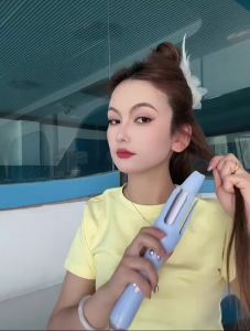 Professional Automatic Hair Curling Iron 4 Temperature Settings Ceramic Rotating Wand with Negative Ion Technology (Off-White)