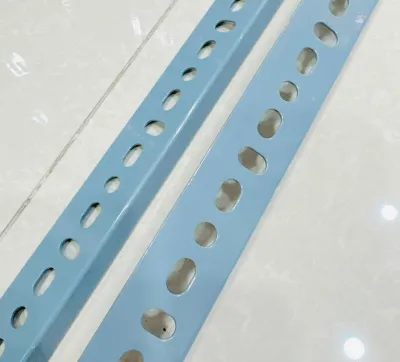 Sắt V1x4 lỗ (màu xám) - lắp kệ sắt V lỗ Thanh Sắt V Lỗ Đa Năng Lắp Kệ Sơn Sắt Tĩnh Điện
