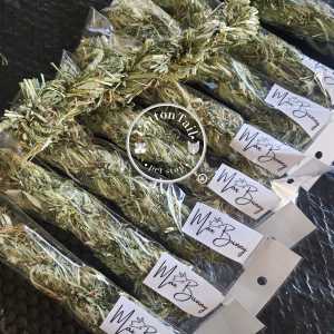 MaxBunny JUMBO Timothy Hay Grass Twist - Mainan Gigitan Kelinci Hamster Chinchilla