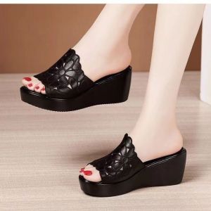 [Free Shipping] Casual Spring And Summer New Collection: Solid-Color Fashionable Open-Toe Breathable And One-Strap Wedge Sandals