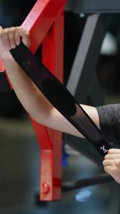 สายรัดข้อมือบางพิเศษระบายอากาศได้ดีผ้าพันข้อมือรองรับข้อมือแบบปรับได้สำหรับออกกำลังกายและใช้ในทุกวันใช้ได้ทั้งชายและหญิงเพื่อ Relief ความเจ็บปวด