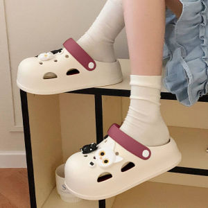 TKGirl เข้าใหม่ รองเท้าแตะหัวโตแฟชั่น มีสายรัดส้น ใส่ได้ 2 แบบสีสวยมากมีให้เลือกหลากหลายสี ตัวติดก็น่ารัก ทรงสวยน้ำหนักเบา วัสดุทำจากยางทนทาน ต่อการใช้งานสุดๆรสาวๆต้องมีนะคะ