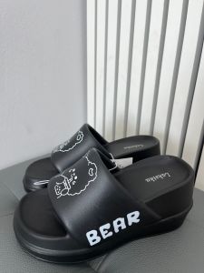 I รองเท้าแฟชั่น รองเท้าแตะ รองเท้ามีส้น ลายหมีถือแก้ว BEAR สี ขาว ชมพู ครีม ดำ ขนาด  36-40
