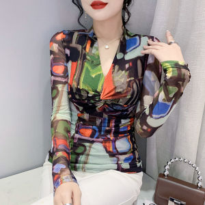Yimei Thời Trang in cầu vồng Lưới T-Shirt 2023 Mùa Thu cá tính mới Xoắn V-Cổ Top ôm vừa Và Đa Năng Áo sơ mi mặc trong Cho Phụ Nữ