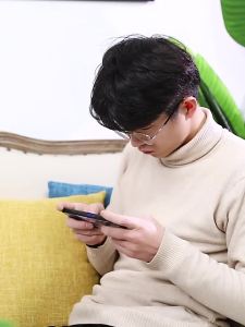 纯春堂云南本草足灭士非脚气喷剂非去脚臭脚痒脱皮脚脱皮脚气净