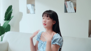 USB Charging Home Room Table Wireless Electric Fan for Bedroom Outdoor Travel Portable Clip Ceiling Fan 4 Speed Adjusted