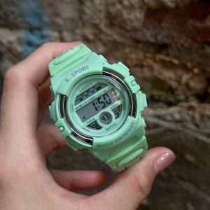 Watchhiend นาฬิกาข้อมือแฟชั่นพาสเทล ระบบดิจิตอล หน้าปัดขนาด 32 มม. มีไฟ จับเวลา ตั้งปลุก มีวันที่ เดือนปี สวมใส่สบาย