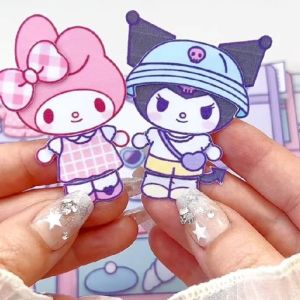 DIYISHIYE มอนเตสซอรี่ หนังสือเงียบสำหรับเด็ก กระดาษสำหรับตกแต่ง งานทำมือ หนังสือสติ๊กเกอร์ คาวาอิ Kuromi Busy Book สาวๆ