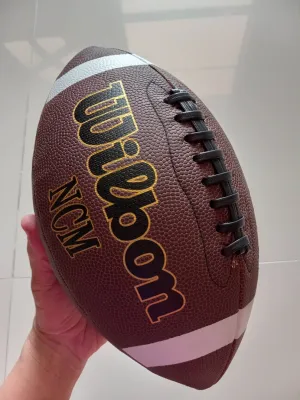 พร้อมส่ง อเมริกันฟุตบอล american football รักบี้ หนังเทียม ขนาดมาตรฐาน เบอร์ 9