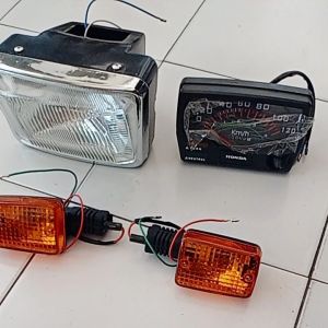 Lampu Depan Honda Win Set: Stok Ready & Pemasangan Mudah