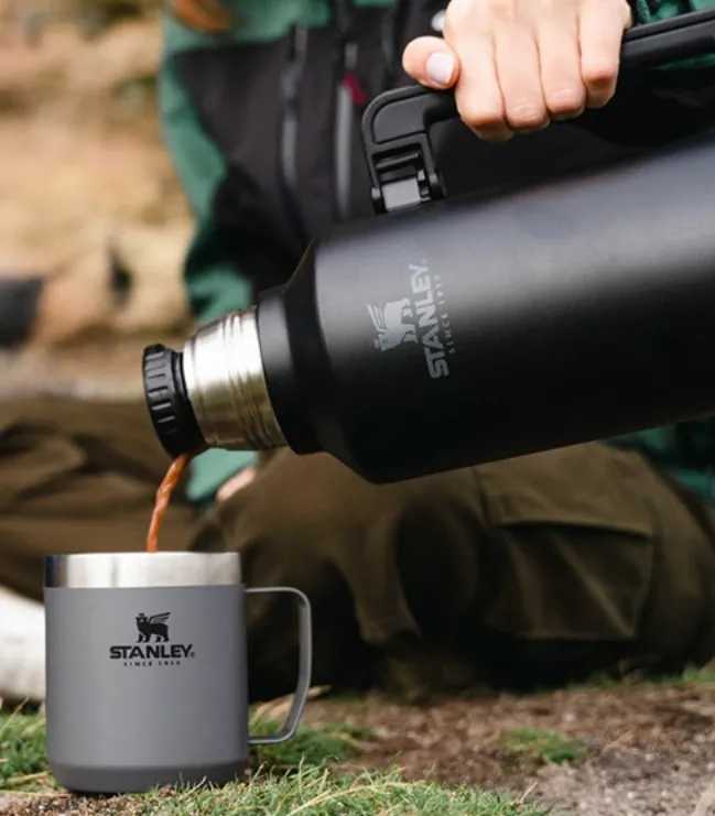 Classic Legendary Bottle | 1.5 QT | 1.4 L U2013 Stanley 1913