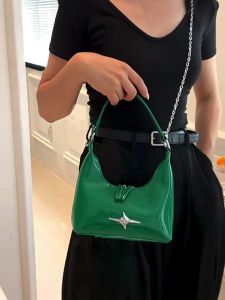 Fashionable Underarm Bag Moon Bags with Zipper Closure Shoulder Handbag Perfect for Work and Parties