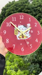 Đồng Hồ Treo Tường Mèo Thần Tài May Mắn 20CM – Sắc Đỏ Nổi Bật Mang Lộc Vào Nhà - Tuelambeauty