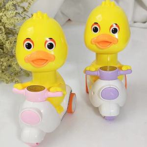 ของเล่นเป็ดขับมอเตอร์ไซค์ วิ่งอัตโนมัติ ไม่ต้องใส่ถ่านแบตเตอรี่