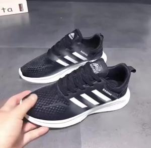 2023 Model Musim Luruh Baru Sukan Boleh Bernafas Kasut Kasual Wanita Versi Korea Kasut Lari Lembut Lembut Lembut Sepadan dengan Kasut Lelaki Deodoran