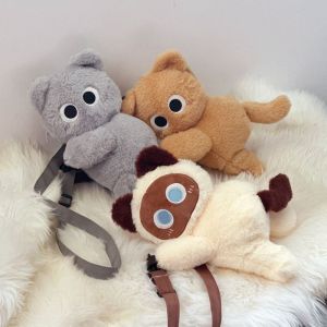 ZOATAAL ตุ๊กตาสัตว์ยัดไส้ กระเป๋าสะพายไหล่แมวสยาม คาวาอิ นุ่มนุ่มๆ กระเป๋าเป้สะพายหลังของเล่นผ้ากำมะหยี่ แบบพกพาได้ น้ำหนักเบามาก กระเป๋าสะพายคาดลำตัวลายสัตว์แกะ เด็กผู้ชายเด็กผู้ชาย