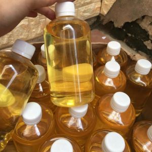 1 LÍT DẦU DỪA THỦ CÔNG NGUYÊN CHẤT VÀNG ÓNG THƠM LỪNG