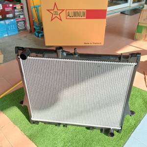 หม้อน้ำ ISUZU D-MAX เครื่อง 2.5 3.0 เกียร์ธรรมดา รังผึ้งอลูมิเนียม หนา 26 มิล