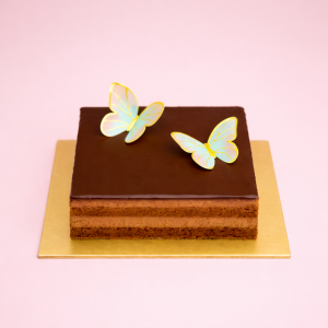 [HALAL CERTIFIED] Happy Oven Birthday Package - 500g Birthday Cake + 25 Pieces Of Tarts Cakes Pastries w Nice Packaging! (Can Choose Delivery Date and Time!)
