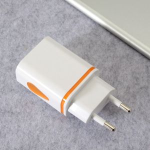 Củ sạc nhanh 2 cổng USB có đèn led chất lượng cao -Aeneas Shop