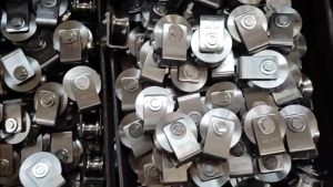 304 Stainless Steel 2/3 Inch V/U Type Pulley Sliding Gate Roller Wheel Bearing For Material Handling