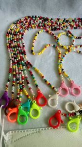 Kalung gantungan masker betrand peto onsu