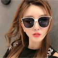 Kacamata Wanita Pria Anti Sunglass Dengan Fashion Sunglasses / kacamata hitam. 