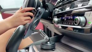 New Car Magnetic Mobile Phone Holder 360 Degree Rotation Vacuum Adsorption No Need To Charge Suitable for Car Navigation2026