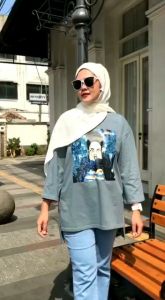 kaos aldira oversize midi T-shirt panjang belakang / kaos jumbo atasan terbaru / fashion kaos oversize terlaris / kaos trending oversize terlaris / kaos atasan jumbo wanita