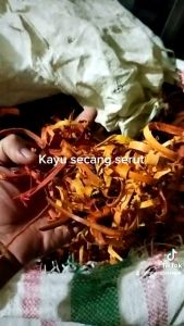 kayu secang serut halus 100gram Secang Serut Premium.