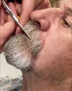 2023 Mới Mạnh Mẽ Bão Máy Cạo Râu Cho Nam Giới Mini Xách Tay Điện Du Lịch Máy Cạo Râu Có Thể Sạc Lại Ướt Và Khô Sử Dụng Mặt Râu Dao Cạo