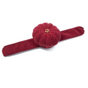 Kirilgu Pumpkin Wrist Pin Cushion with Elastic Strap Pumpkin Needle for Sewing Cushion Pincushions for Needlework DIY Craft 8K3Q7