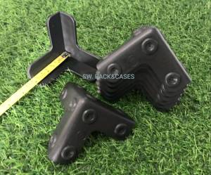 มูมตู้ลำโพง (ราคาต่อแพ็คจำนวน 16 ตัว) ราคาต่อแพ็ค มูมตู้ลำโพงกันกระแทก มูมตู้ลำโพงหนาๆ และมูมตู้ลำโพงเกรดดีหนา แข็งแรงได้มาตรฐาน มูมตู้ลำโพงขนาด 8.3x8.3x0.5 มม