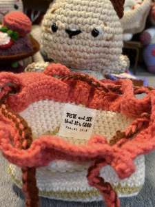 "Marcella Drive-thru" Calico: H: 12cm W: 8cm Purse: H: 7cm W: 8cmWhimsical Handmade Whimsical Handmade Pouch Purses Bags~ Artisanal Crochet Creations ~ MAMABEARHOUSE"