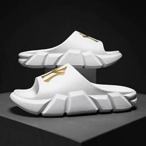 5CM Thick sole Men Summer Slippers Casual Shoes Clogs Soft Home Beach Sandals Male Flip Flops EVA Non-Slip Bathroom Women Slippers 2026