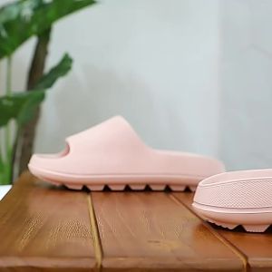 [Free Shipping] Home Bathroom Slippers With Drainage Holes Thick-Soled For Women In Summer Odor-Resistant Non-Slip Lightweight Bathing Sandals For Men
