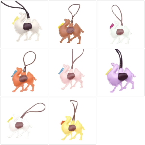 Artistic Desert Animal Keychain PU Leather Keyring Minimalist Bag Charm Travel Backpack Accessory Thoughtful Gift