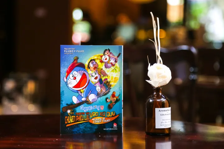Doraemon%20B%E1%BA%A3n%20Giao%20H%C6%B0%E1%BB%9Fng%20%C4%90%E1%BB%8Ba%20C%E1%BA%A7u%20-%20V%C3%B9ng%20%C4%91%E1%BA%A5t%20l%C3%BD%20t%C6%B0%E1%BB%9Fng%20tr%C3%AAn%20b%E1%BA%A7u%20tr%E1%BB%9Di%20-%207%20D%C5%A9ng%20s%C4%A9%20(Manga%20+%20Ti%E1%BB%83u%20thuy%E1%BA%BFt)%20-%20Image%203