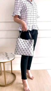 Guess Hobo Agata Top Handle Bag Original