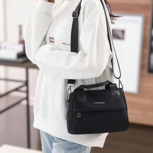 Belfoyer 【COD】กระเป๋าไหล่กันน้ำของผู้หญิงกระเป๋าถือขนาดใหญ่น้ำหนักเบากระเป๋า crossbody สบายๆ ง่าย