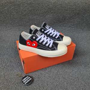 OBRAL SEPATU SNEAKERS CV 70S LOW X CDG LOVE HITAM PUTIH GLOSSY 37-43 SEPATU MOTIF KARAKTER BLACK WHITE MURAH 100%