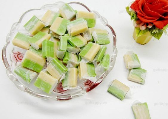 Kẹo Dừa Lá Dứa Đặc Sản Bến Tre Hộp 40 Viên