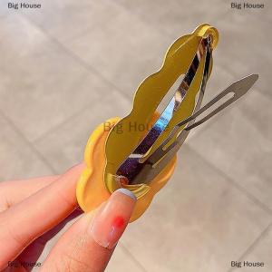 [COD] Big House กิ๊บติดผมหน้าม้าของเด็กผู้หญิงสไตล์เกาหลีอุปกรณ์เสริมผมเด็กอุปกรณ์เสริมผมเด็กการ์ดสำหรับเด็กผู้หญิงไม่ทำให้ผมเจ็บที่หนีบผมรูปดอกไม้