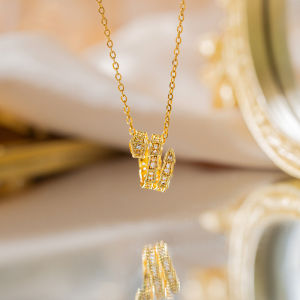 Fashion necklace pendant - Luxury and exclusive small-scale collar chain accessory  欧美个性蛇形项链镶嵌锆石满钻时尚钛钢吊坠高级高质量毛衣链饰品